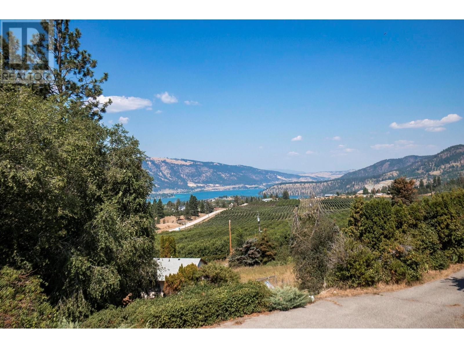 14251 East Hill Road, Lake Country