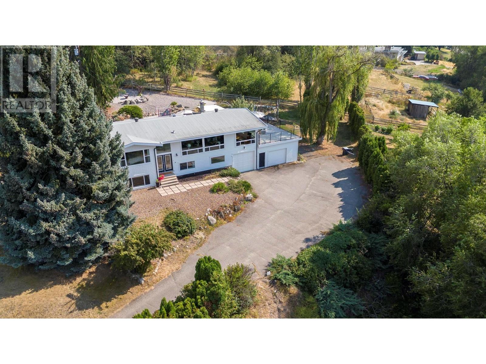 14251 East Hill Road, Lake Country