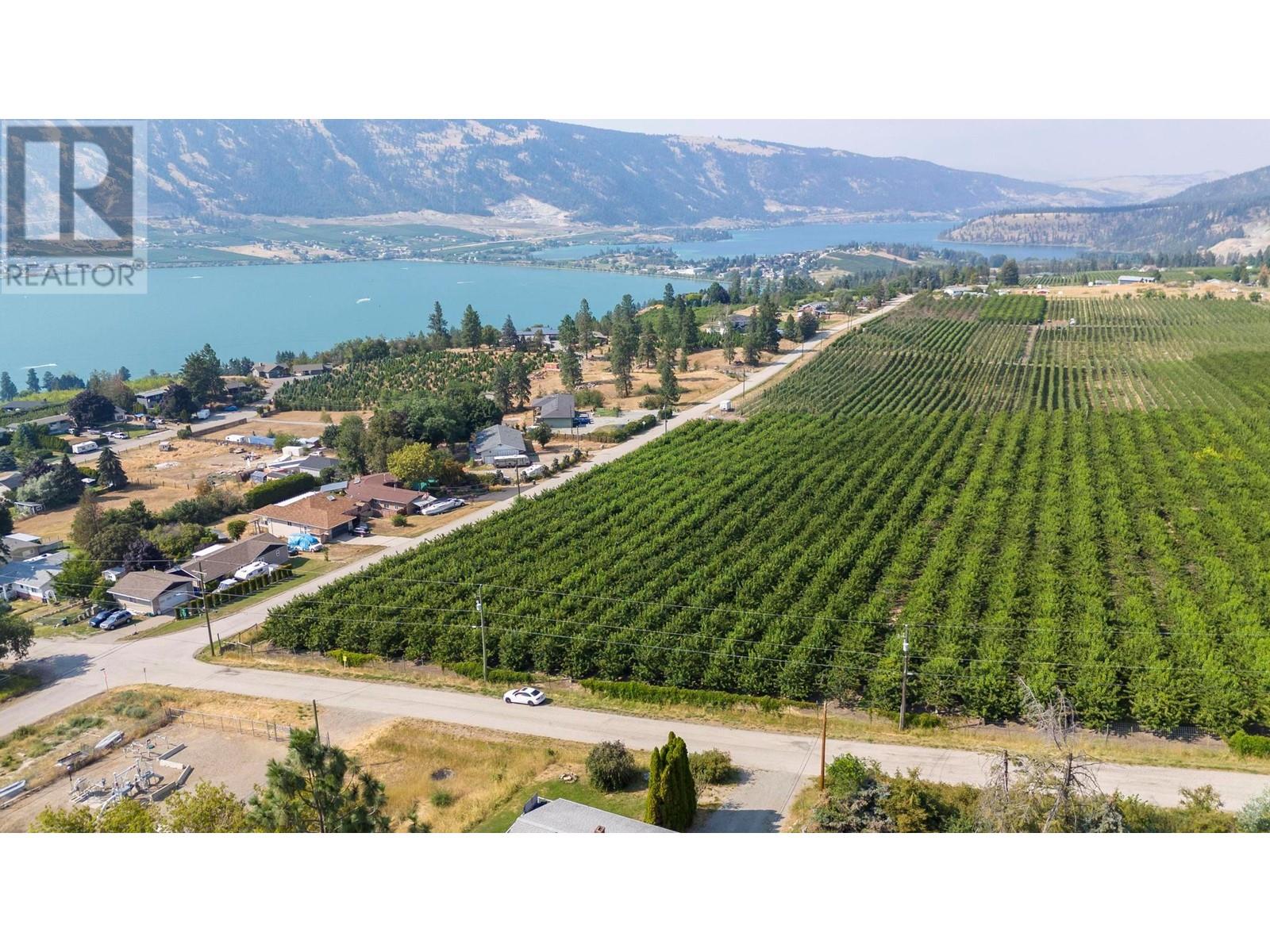 14251 East Hill Road, Lake Country
