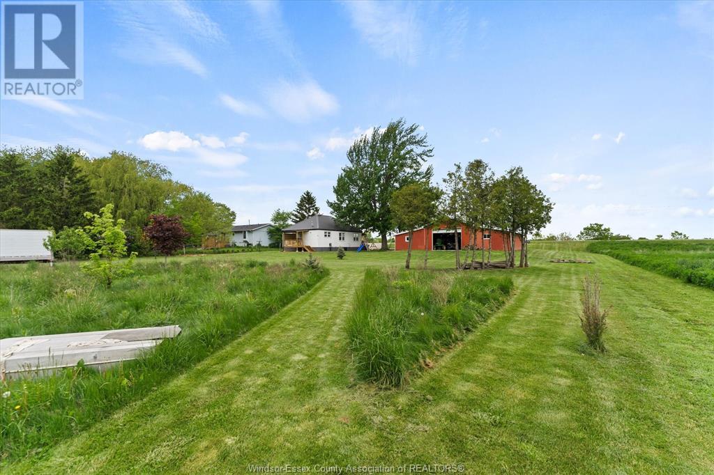 Photo 16 of 1722 Mersea Rd D, Leamington ON