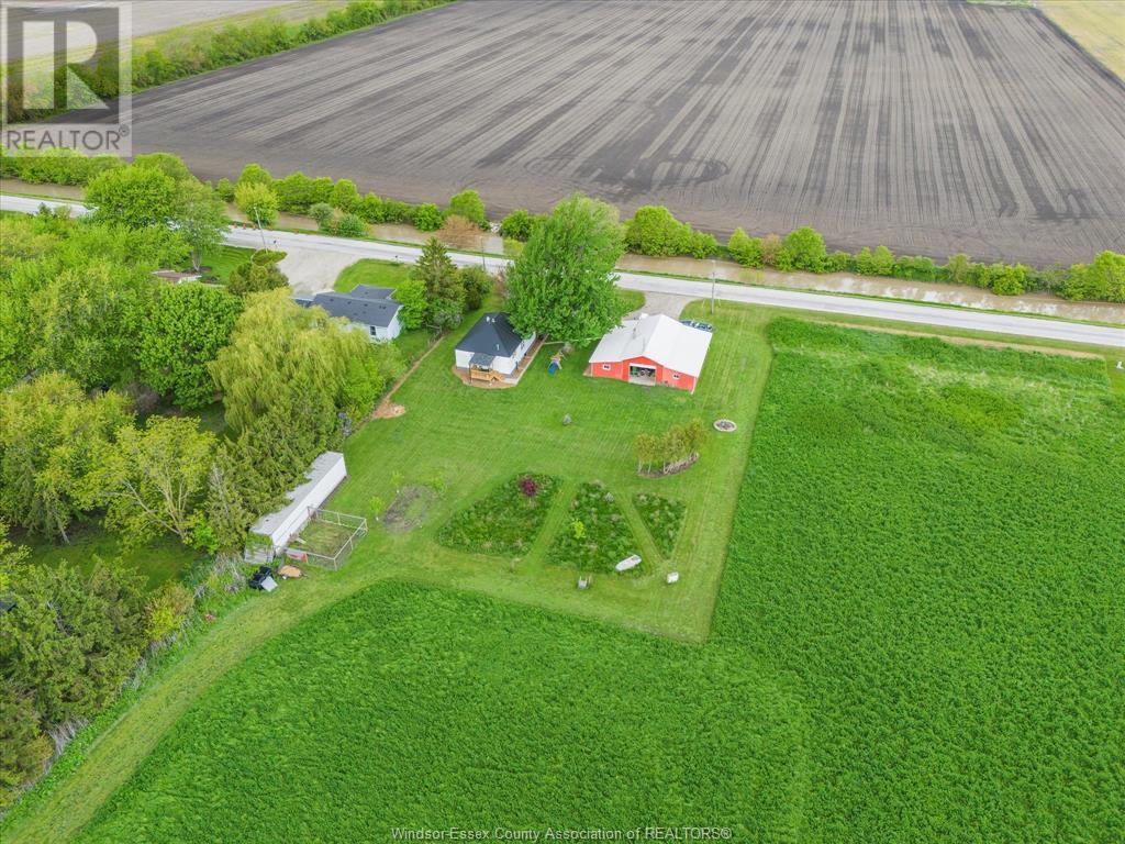 Photo 18 of 1722 Mersea Rd D, Leamington ON