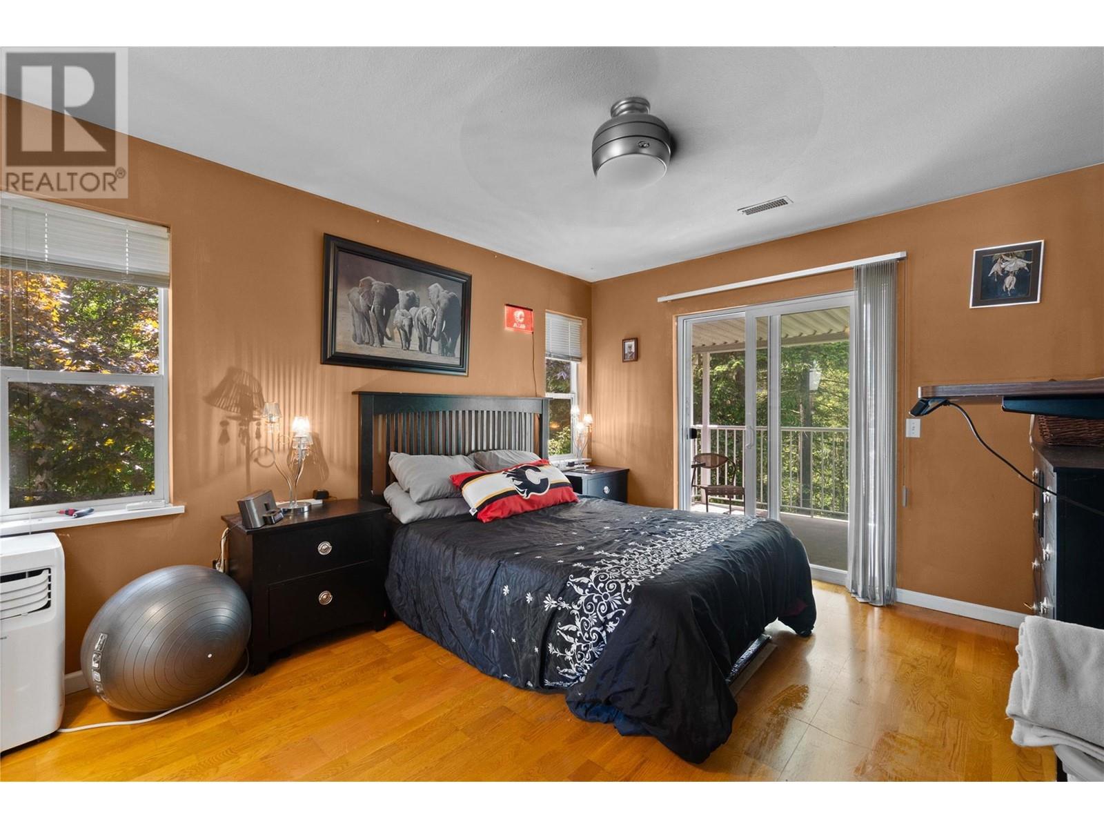 15 171 17th Street Southeast, Salmon Arm