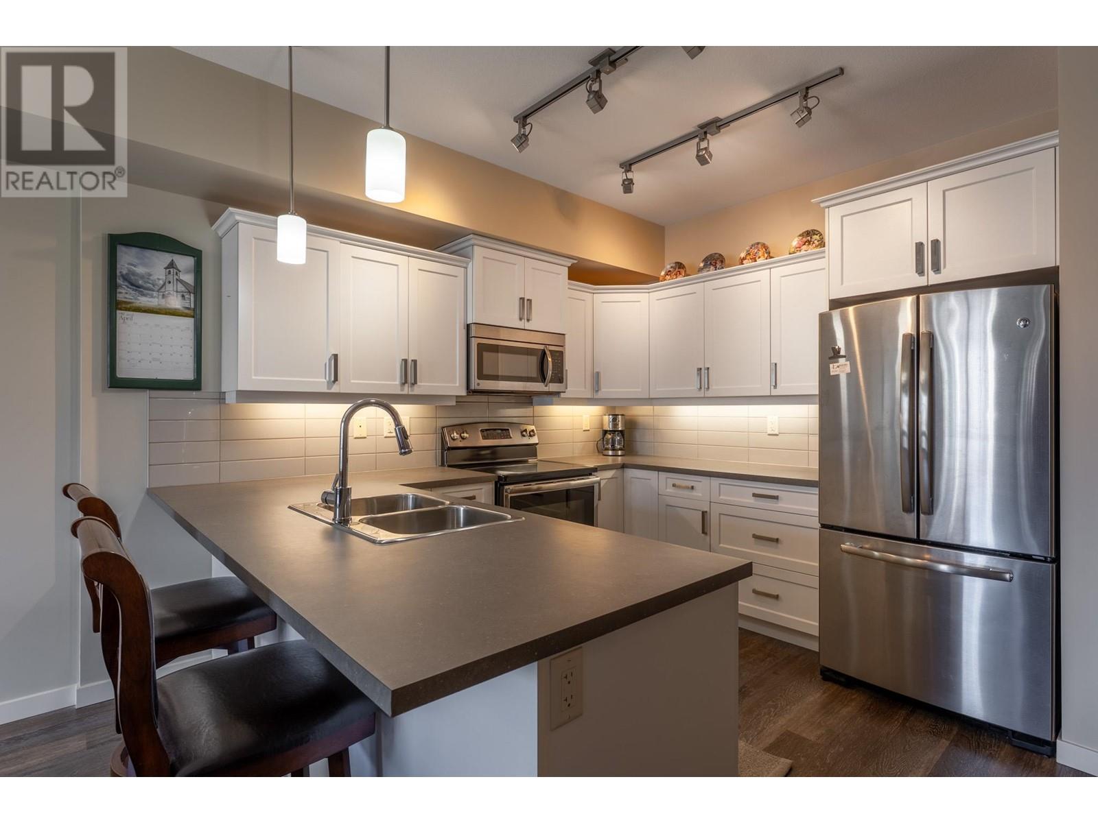 211 3731 Casorso Road, Kelowna
