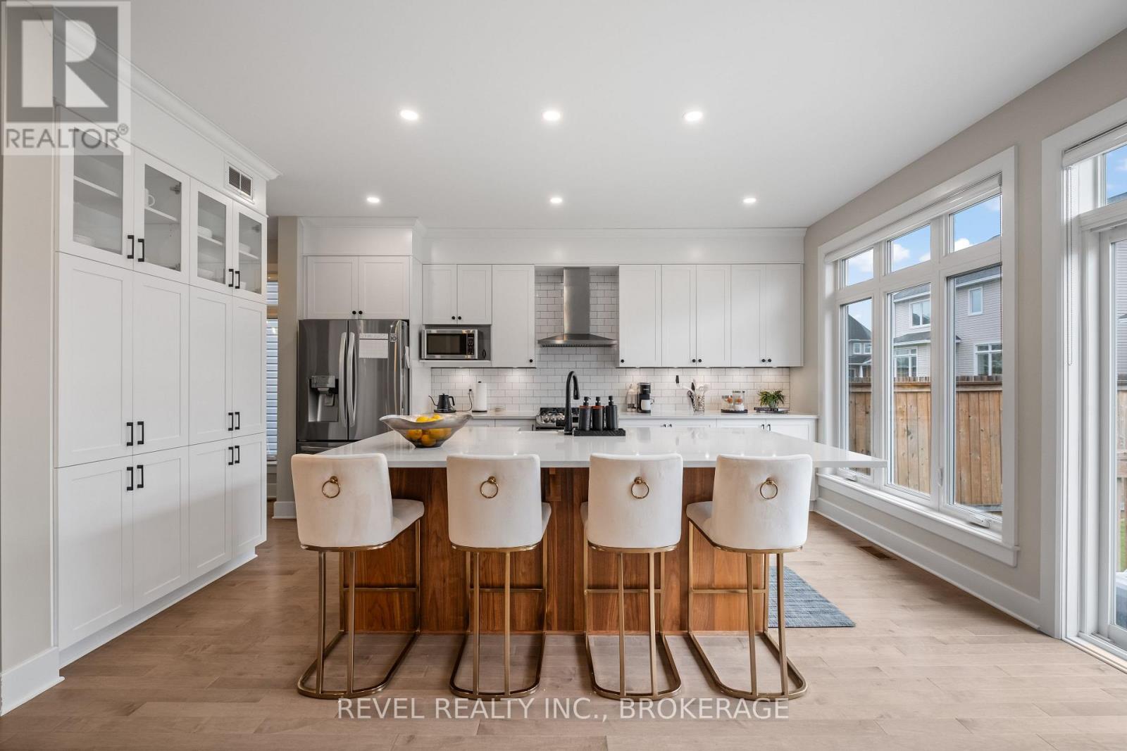 Photo 12 of 709 Riverview Way, Kingston ON