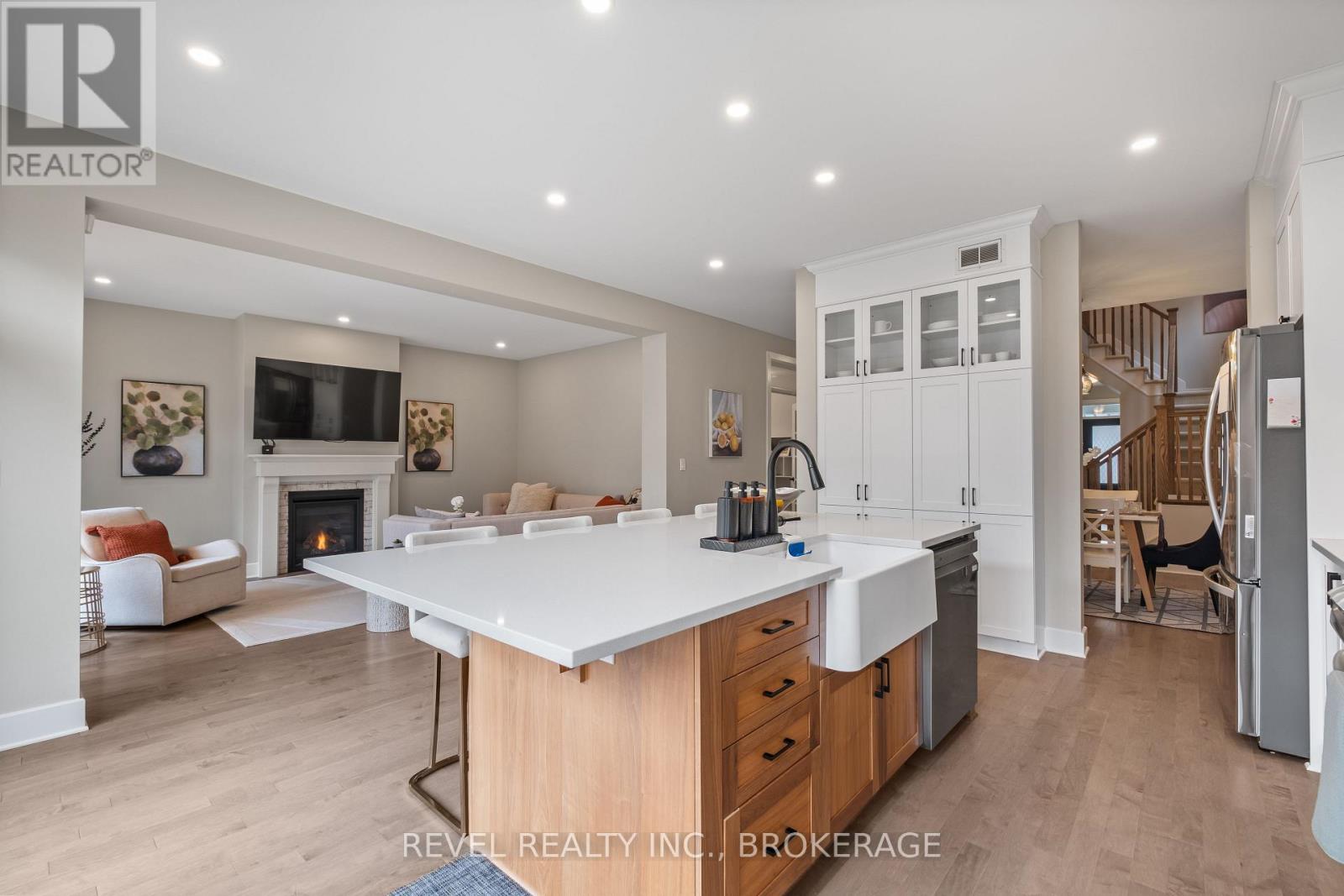 Photo 15 of 709 Riverview Way, Kingston ON