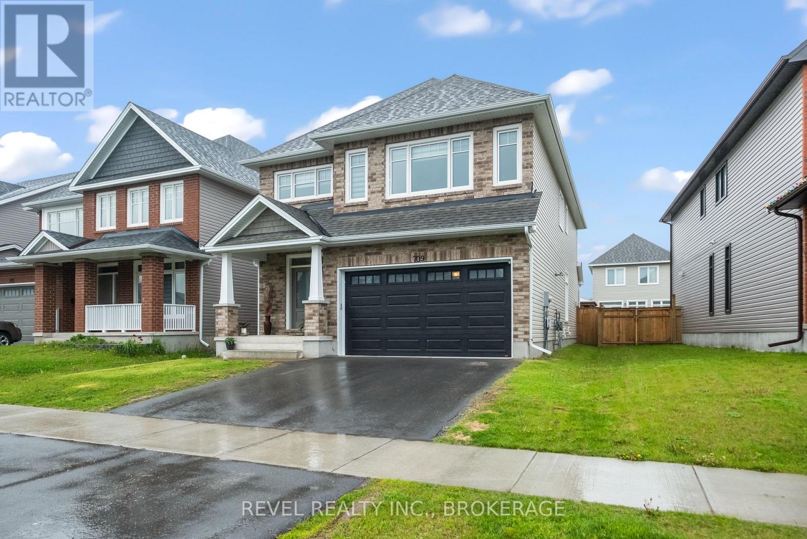 Photo 2 of 709 Riverview Way, Kingston ON