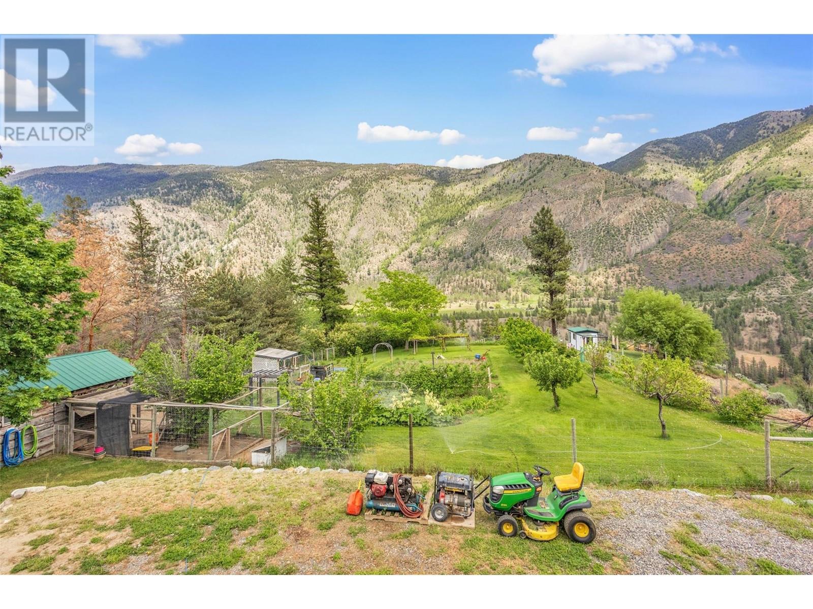 9100 Texas Creek Road, Lillooet
