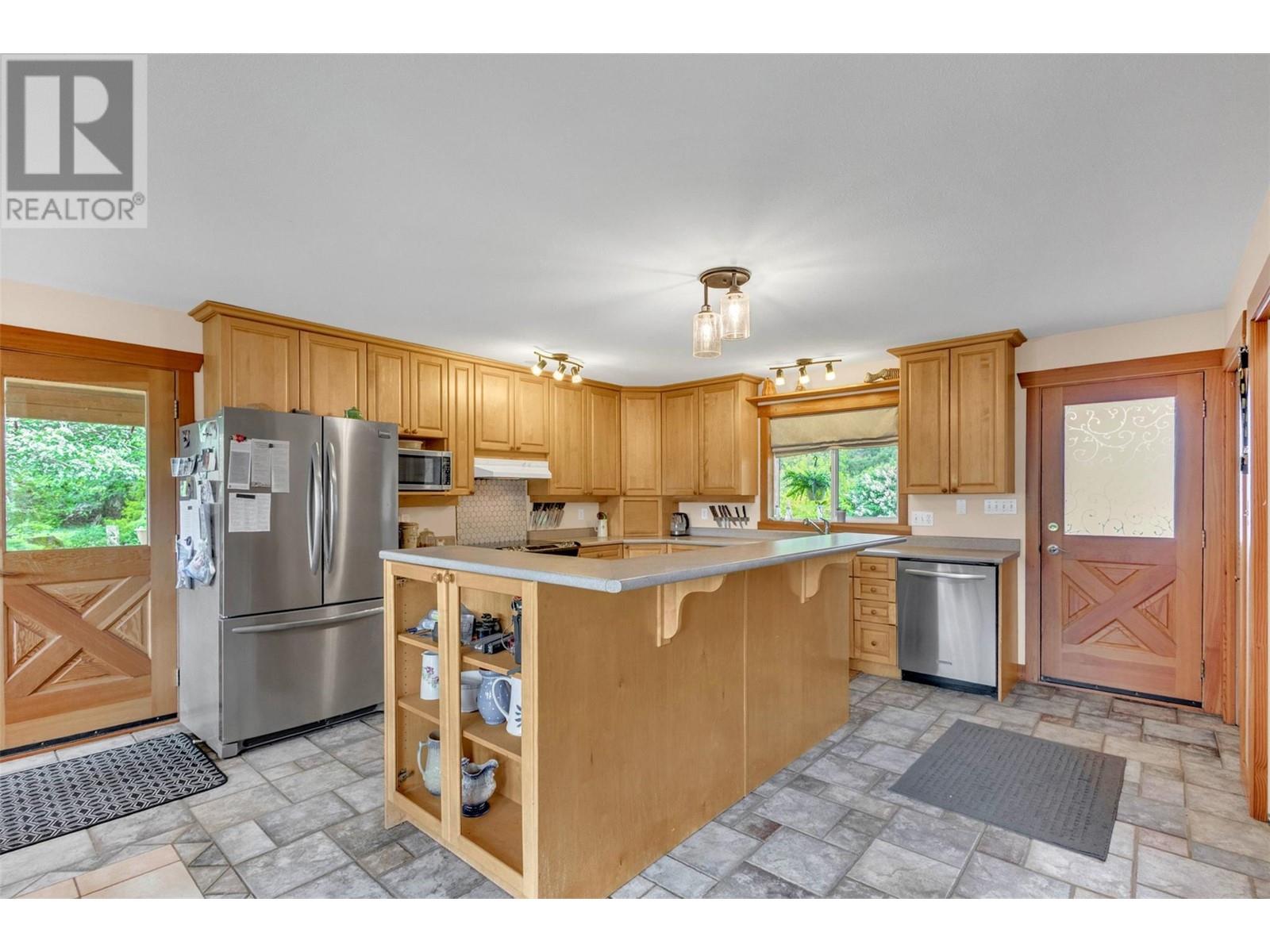9100 Texas Creek Road, Lillooet
