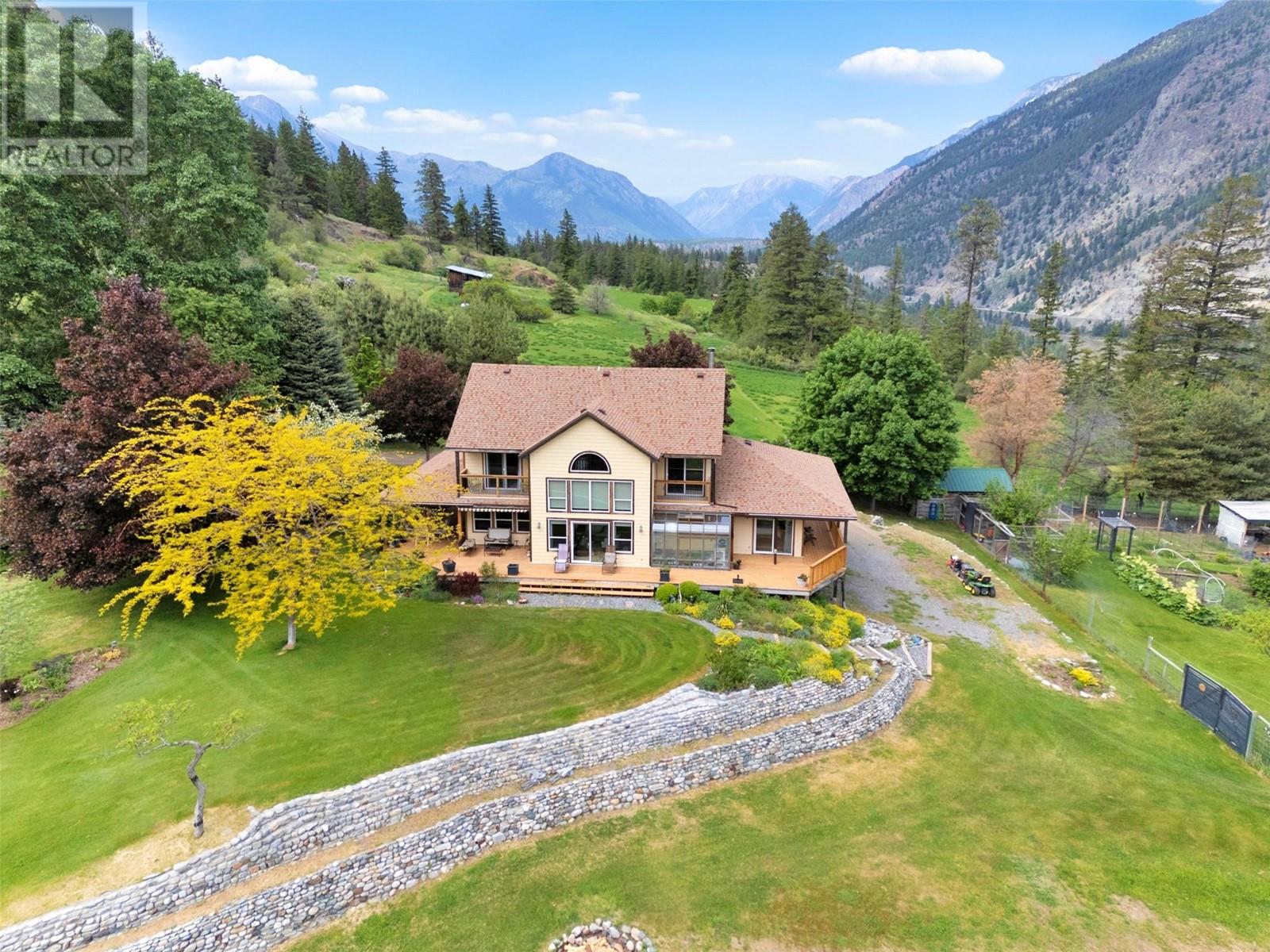 9100 Texas Creek Road, Lillooet