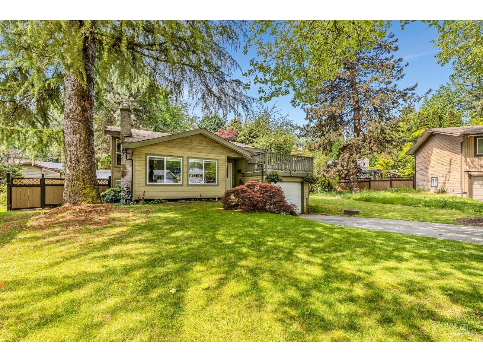 Photo 3 of 13124 Doone Place, Surrey BC