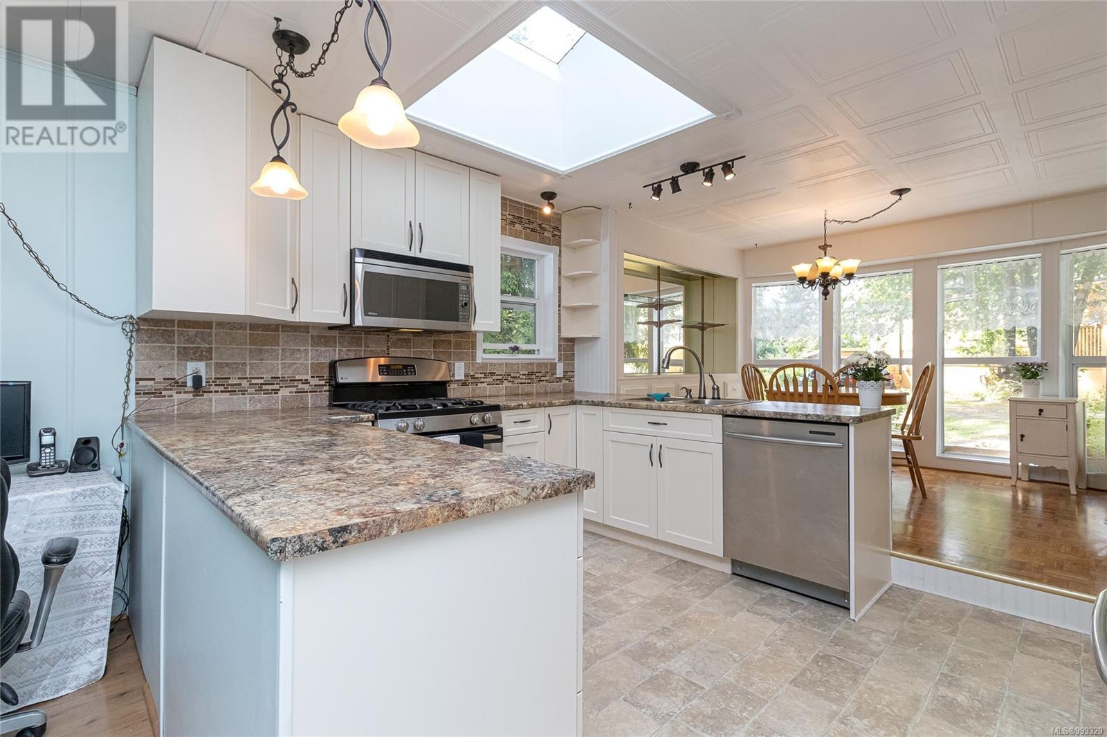 17 7142 Grant Road, Sooke
