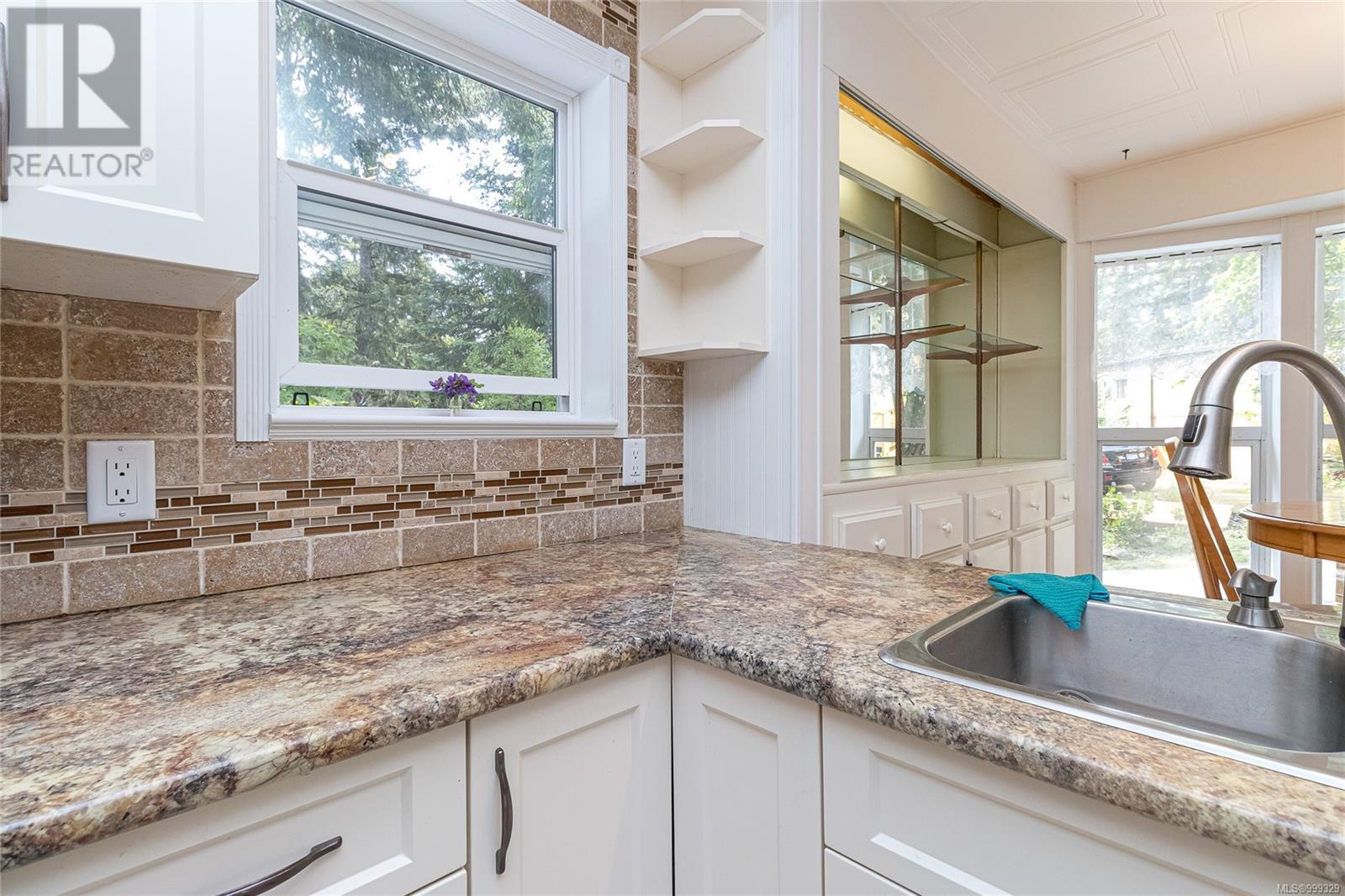 17 7142 Grant Road, Sooke