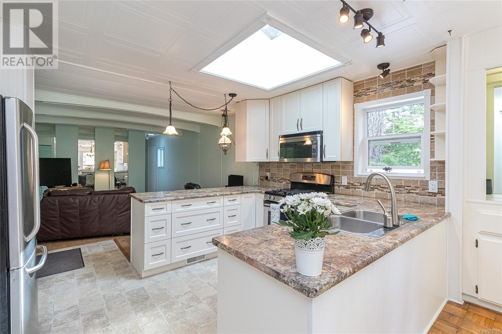 17 7142 Grant Road, Sooke