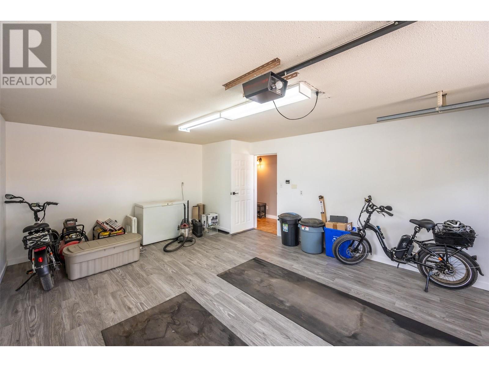 1332 Peachcliff Drive, Okanagan Falls