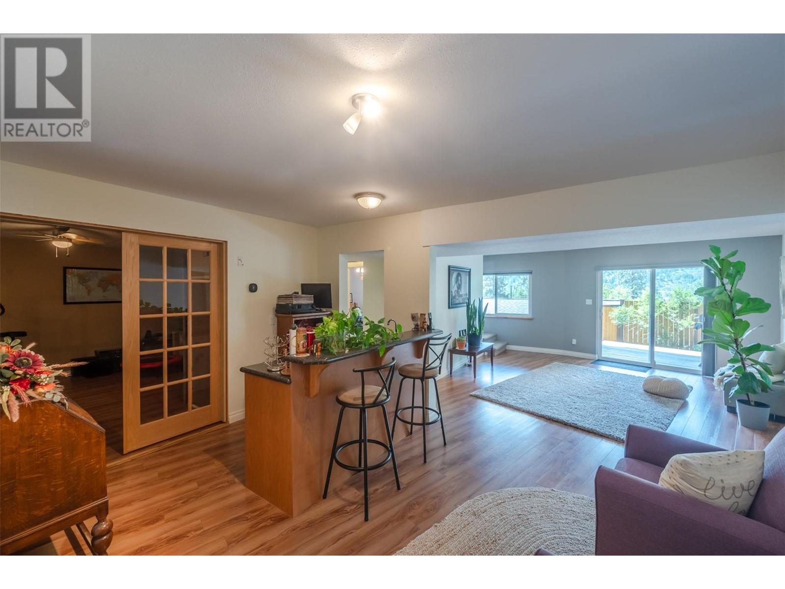 1332 Peachcliff Drive, Okanagan Falls