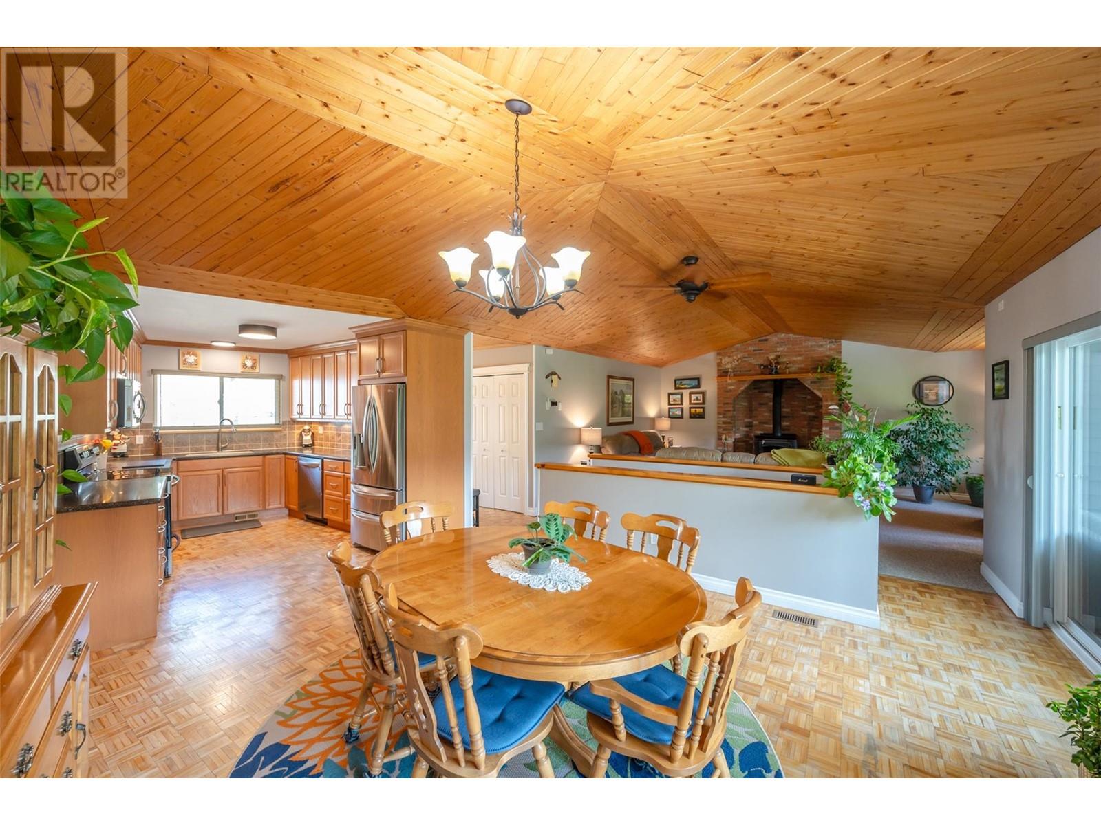 1332 Peachcliff Drive, Okanagan Falls