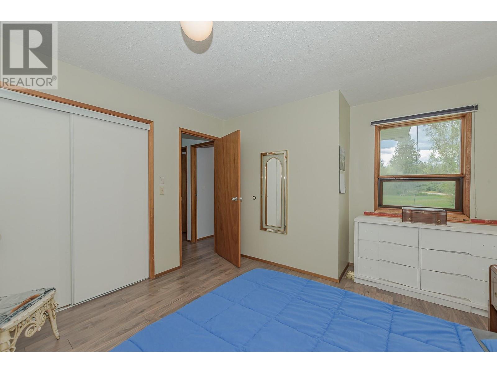  7025 97a Highway, Enderby