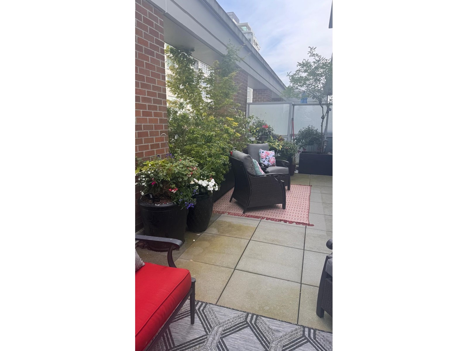 204 15152 RUSSELL AVENUE, White Rock real estate listing R3000737