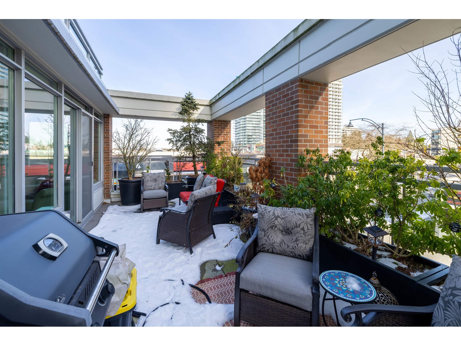 204 15152 RUSSELL AVENUE, White Rock real estate listing R3000737