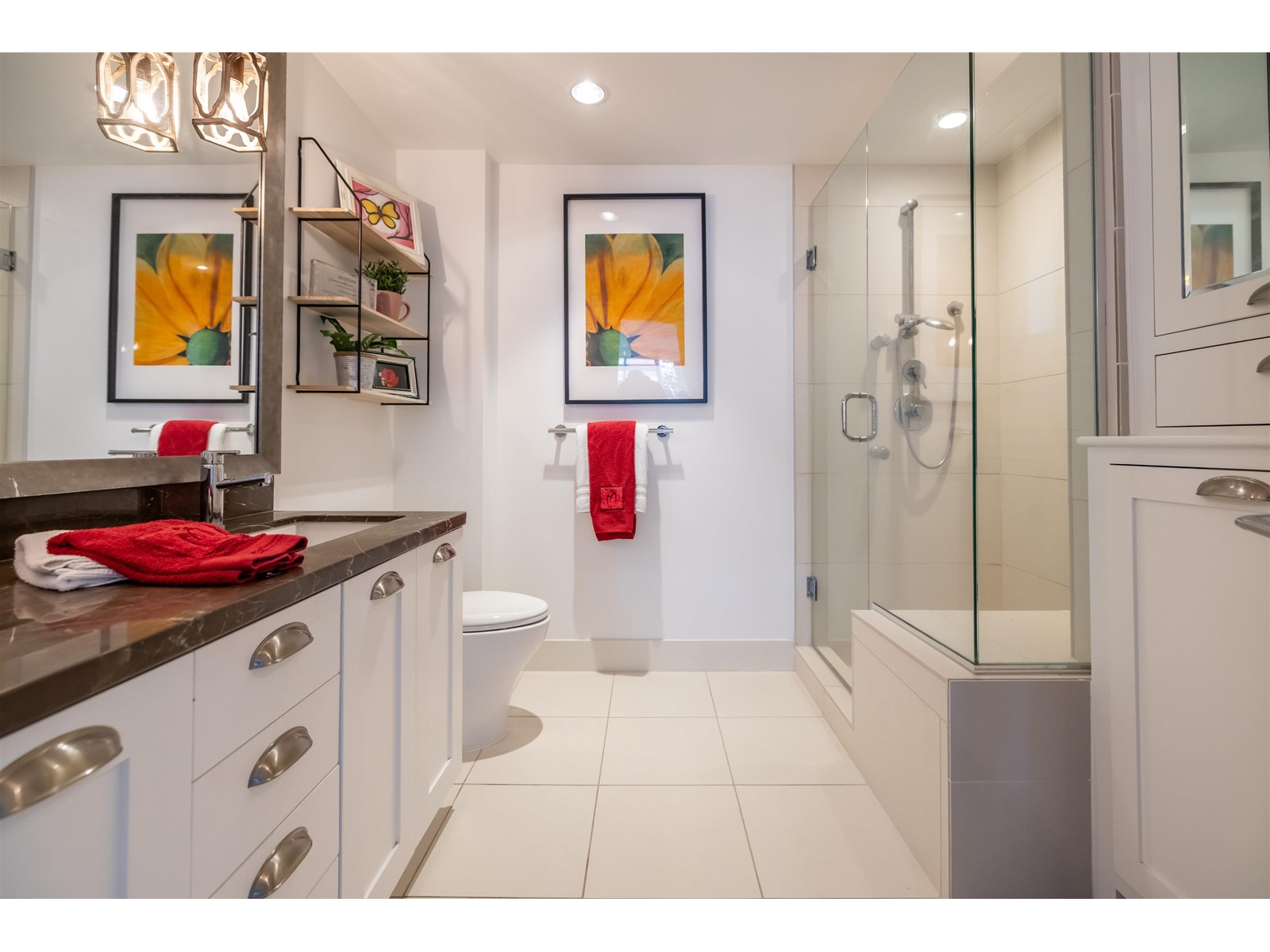 204 15152 RUSSELL AVENUE, White Rock real estate listing R3000737