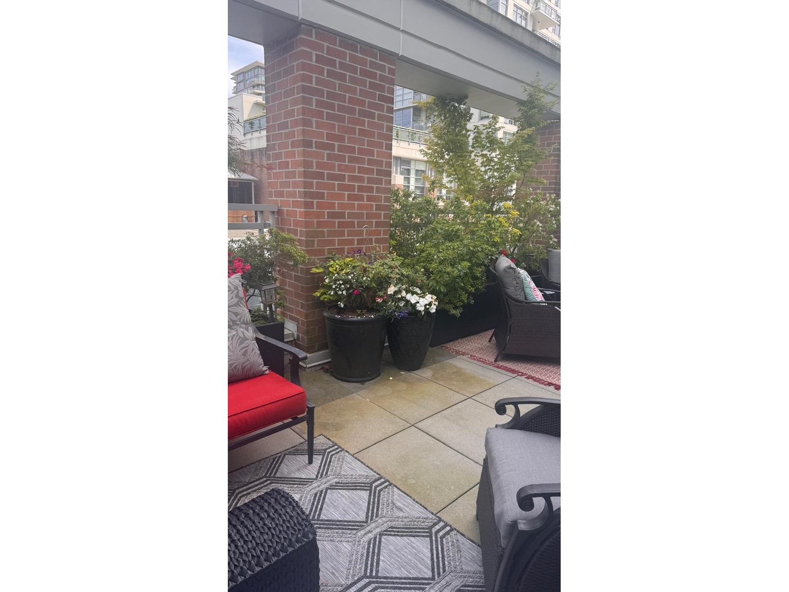 204 15152 RUSSELL AVENUE, White Rock real estate listing R3000737