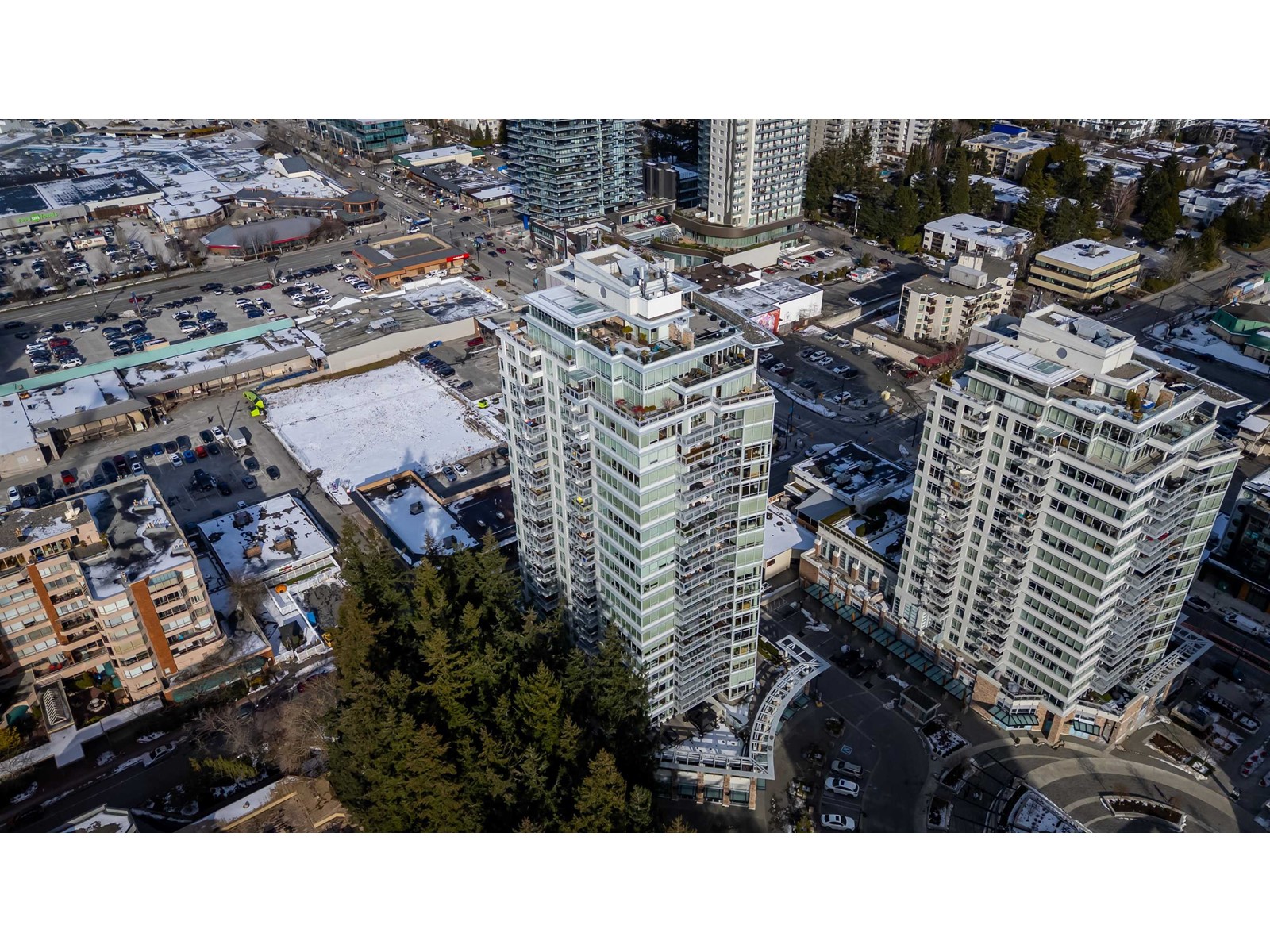 204 15152 RUSSELL AVENUE, White Rock real estate listing R3000737