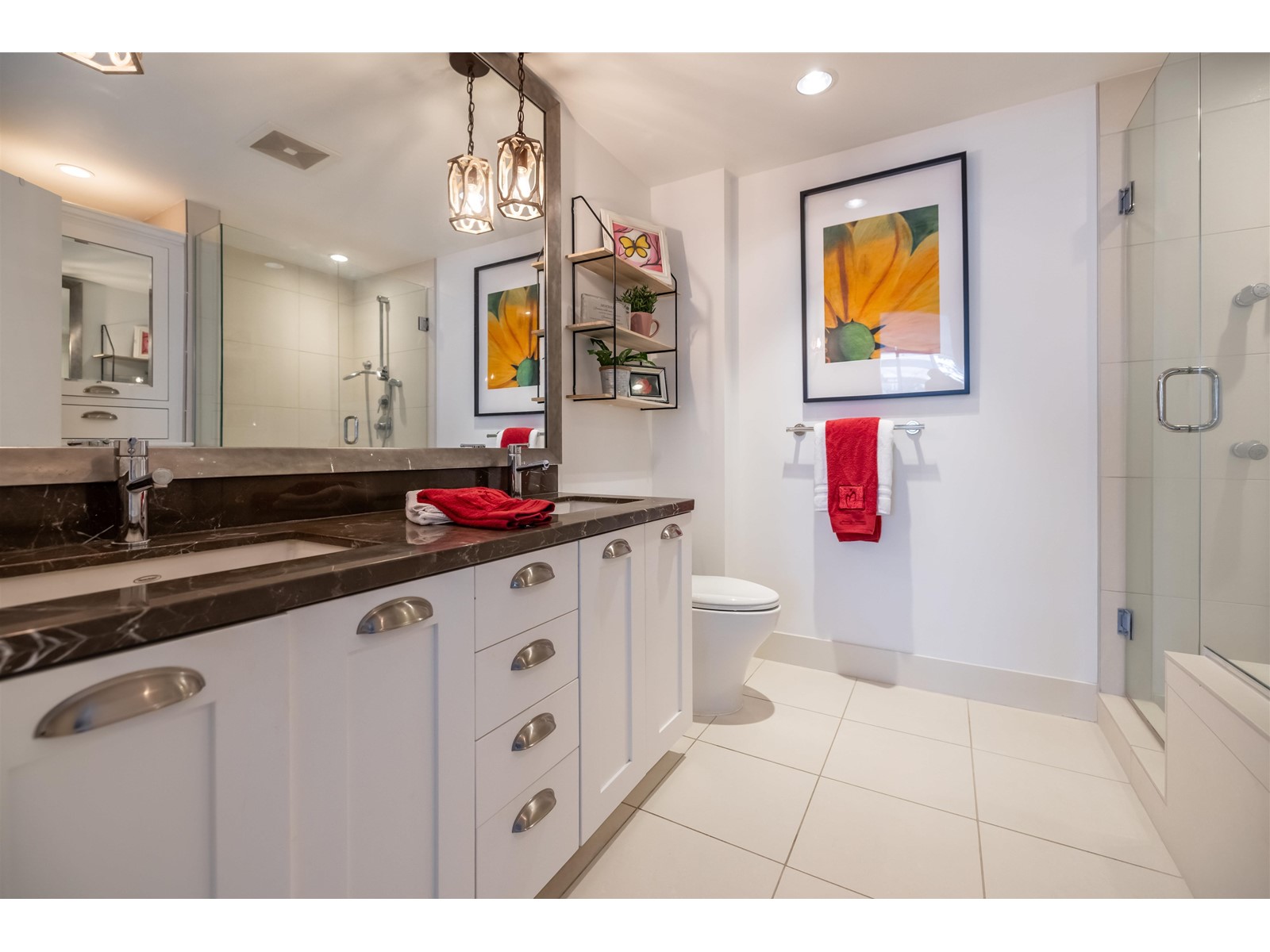 204 15152 RUSSELL AVENUE, White Rock real estate listing R3000737