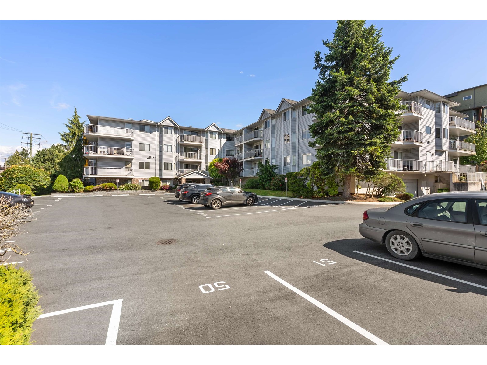 303 2750 FULLER STREET, Abbotsford real estate listing R3004479