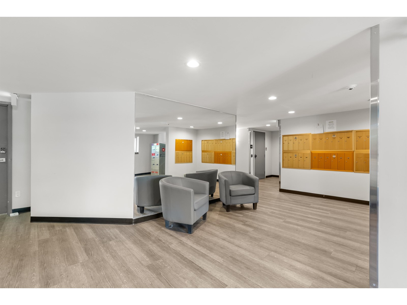 303 2750 FULLER STREET, Abbotsford real estate listing R3004479
