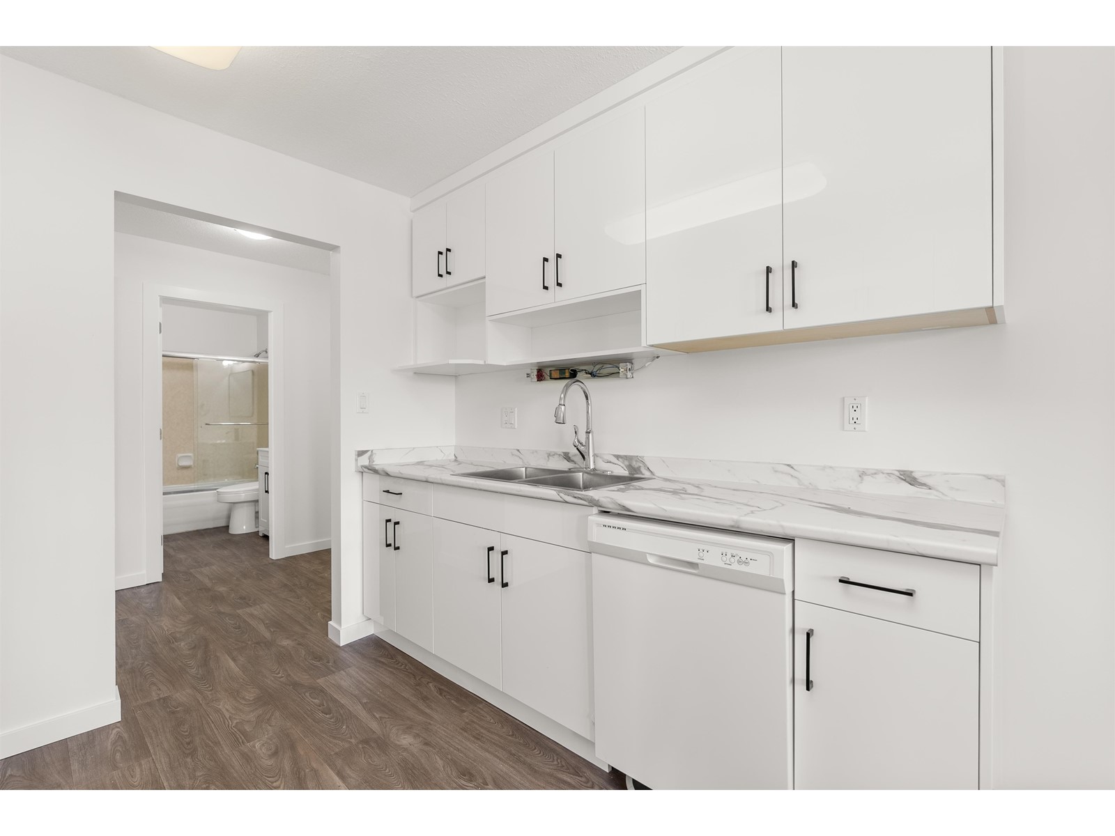 303 2750 FULLER STREET, Abbotsford real estate listing R3004479