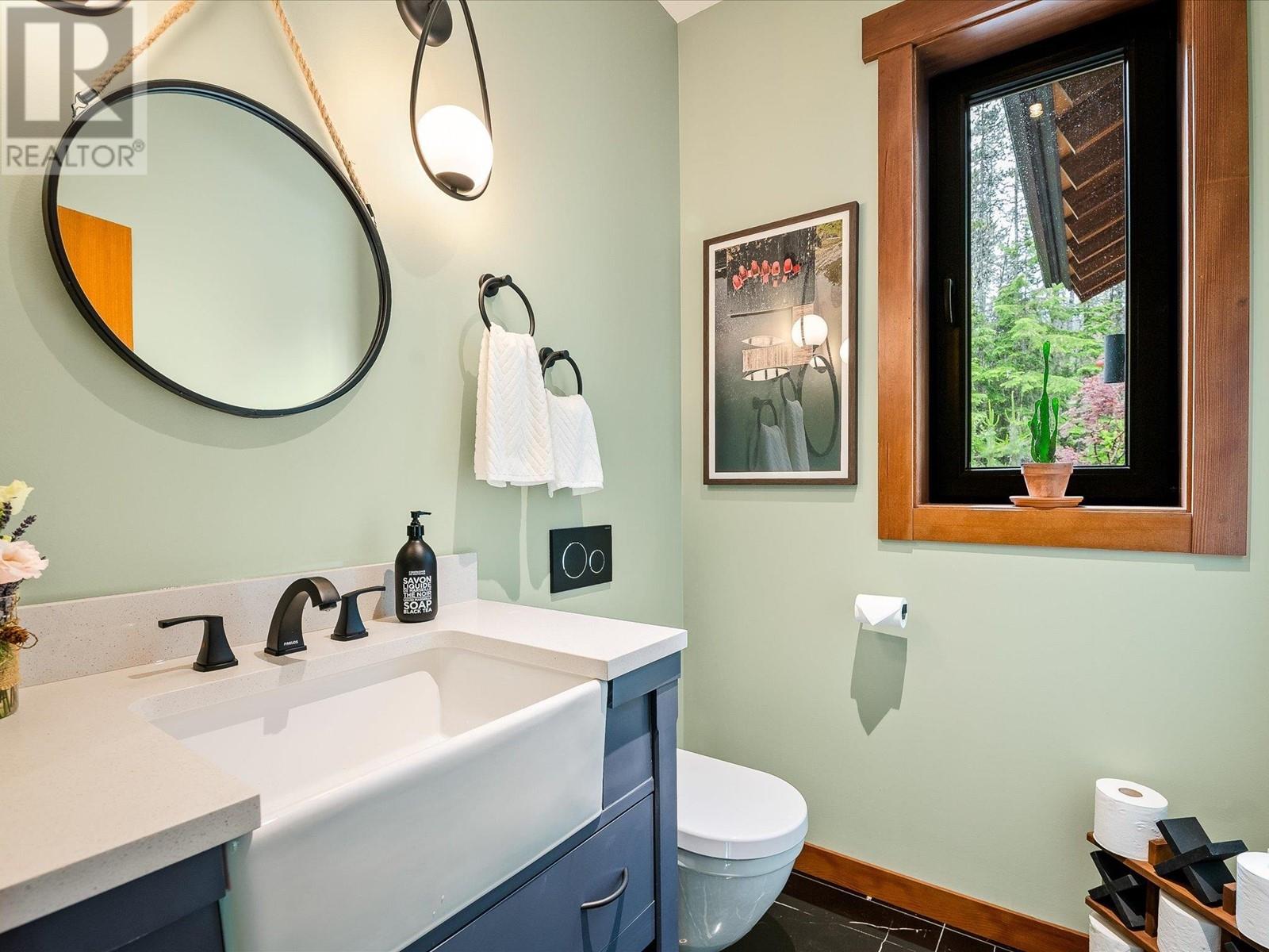 9036 RIVERSIDE DRIVE, Whistler real estate listing R2967119