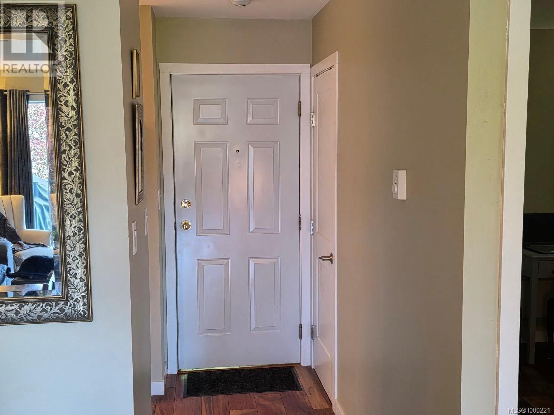Photo 12 of 201 481 Kennedy St, Nanaimo BC