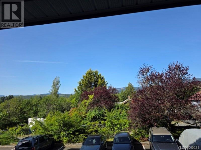 Photo 3 of 201 481 Kennedy St, Nanaimo BC
