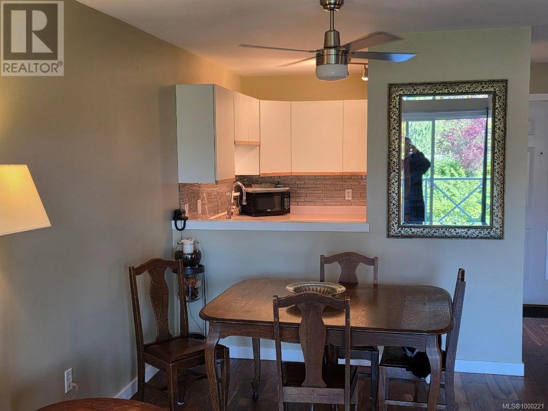 Photo 10 of 201 481 Kennedy St, Nanaimo BC