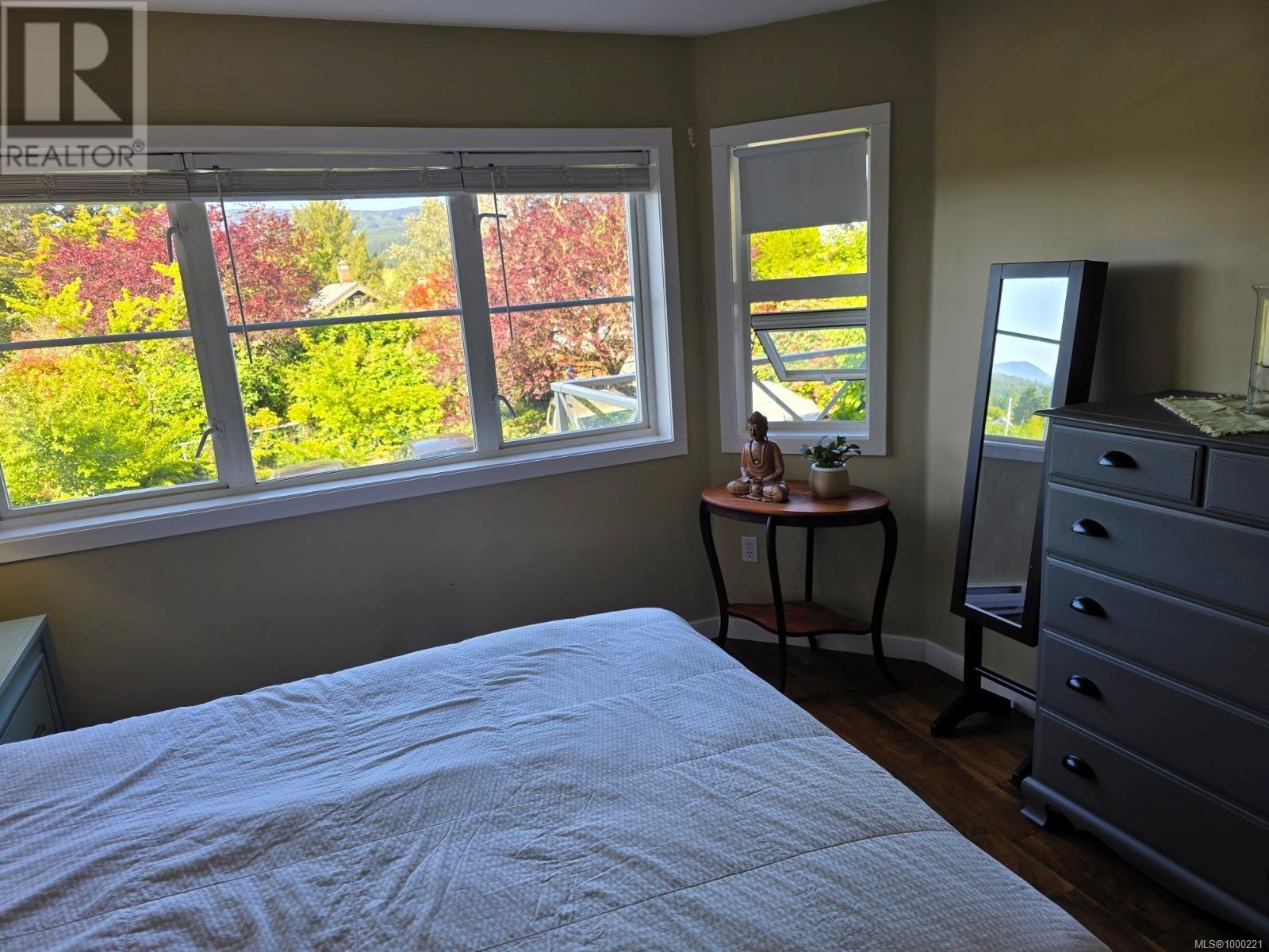 Photo 7 of 201 481 Kennedy St, Nanaimo BC