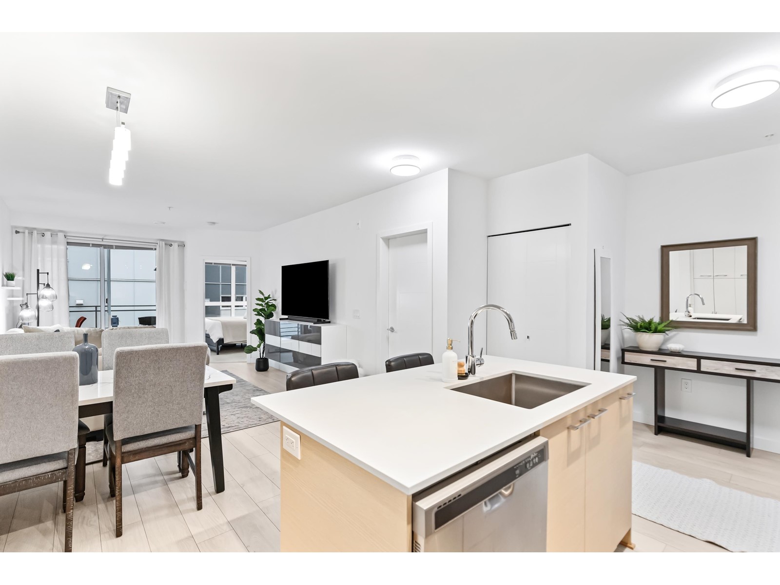 311 13963 105 BOULEVARD, Surrey real estate listing R2996923