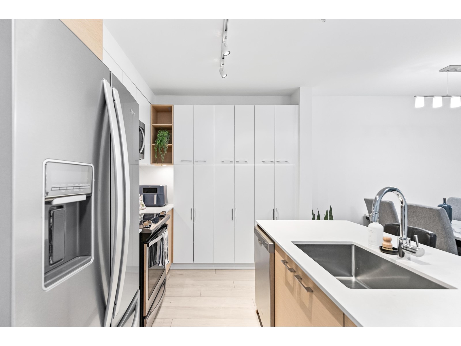 311 13963 105 BOULEVARD, Surrey real estate listing R2996923