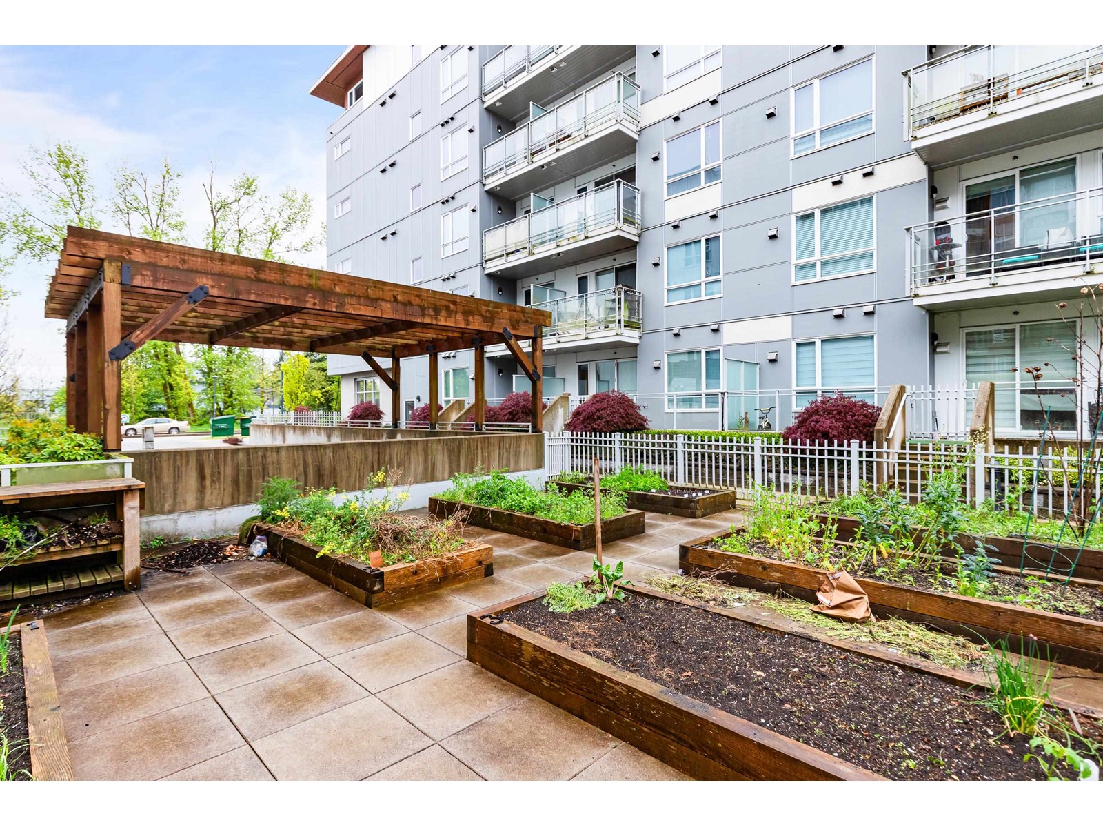 311 13963 105 BOULEVARD, Surrey real estate listing R2996923