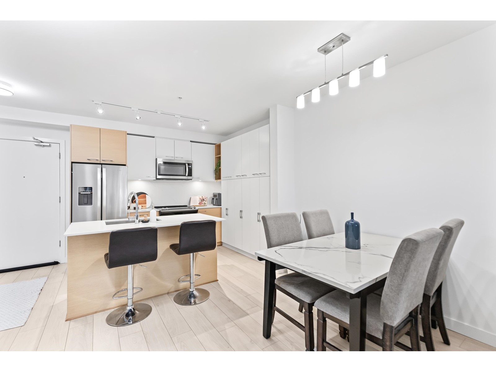 311 13963 105 BOULEVARD, Surrey real estate listing R2996923
