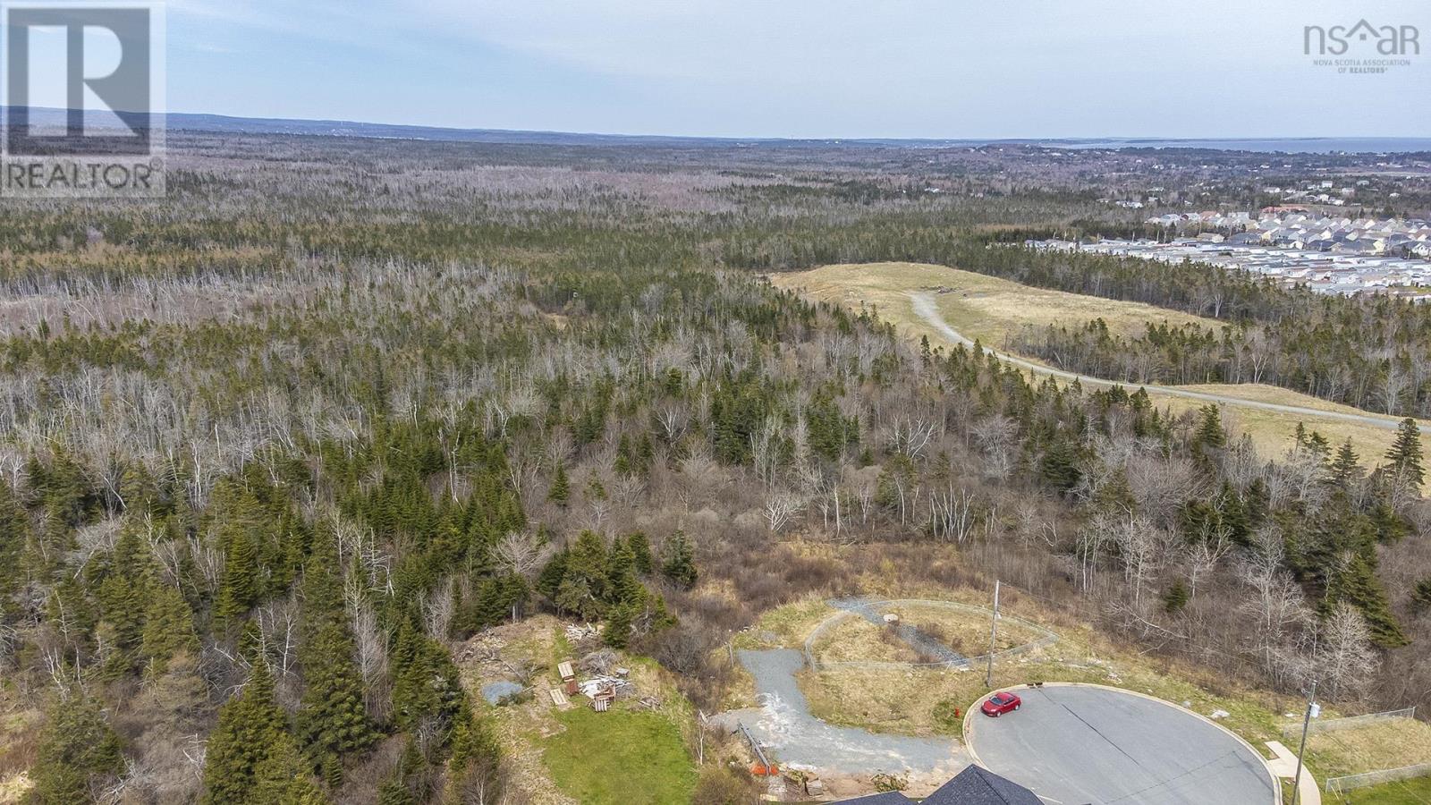 Property 10 of 14 of Kenyatta Drive