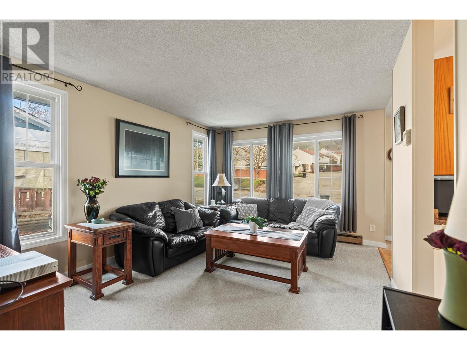 5004 Heritage Drive, Vernon