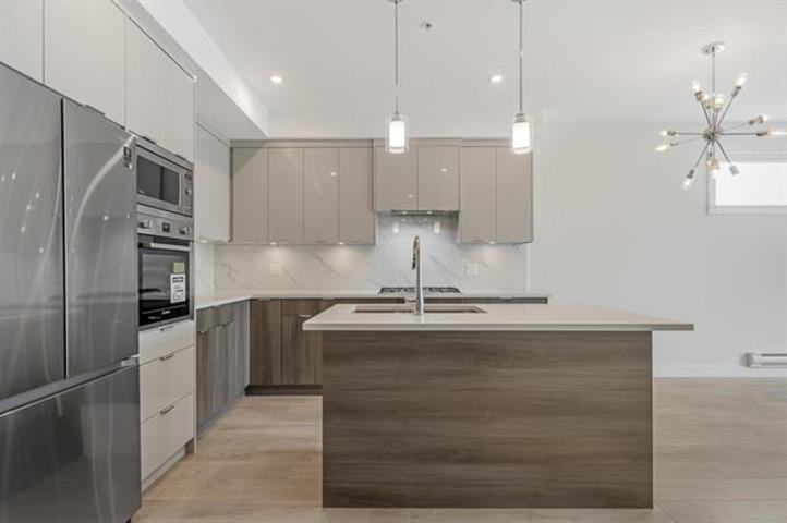 Photo 1 of A 312 14468 72 Avenue, Surrey BC