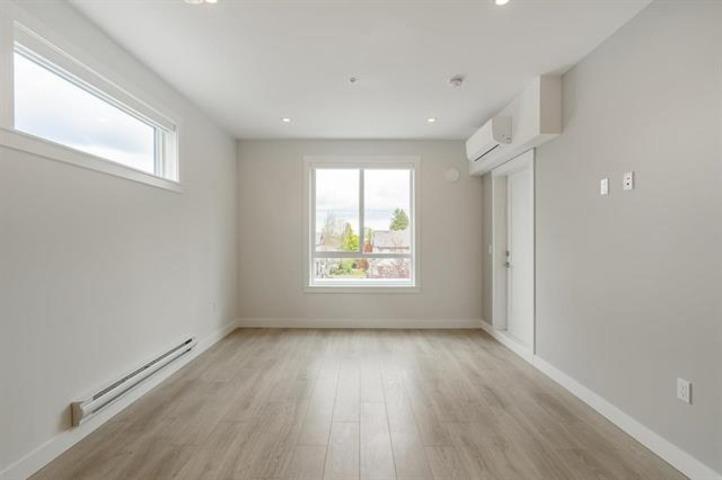 Photo 6 of A 312 14468 72 Avenue, Surrey BC
