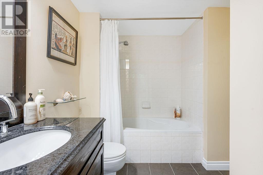 Photo 21 of 205 6860 Rumble Street, Burnaby BC