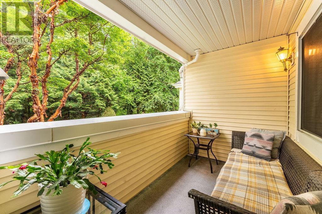 Photo 27 of 205 6860 Rumble Street, Burnaby BC