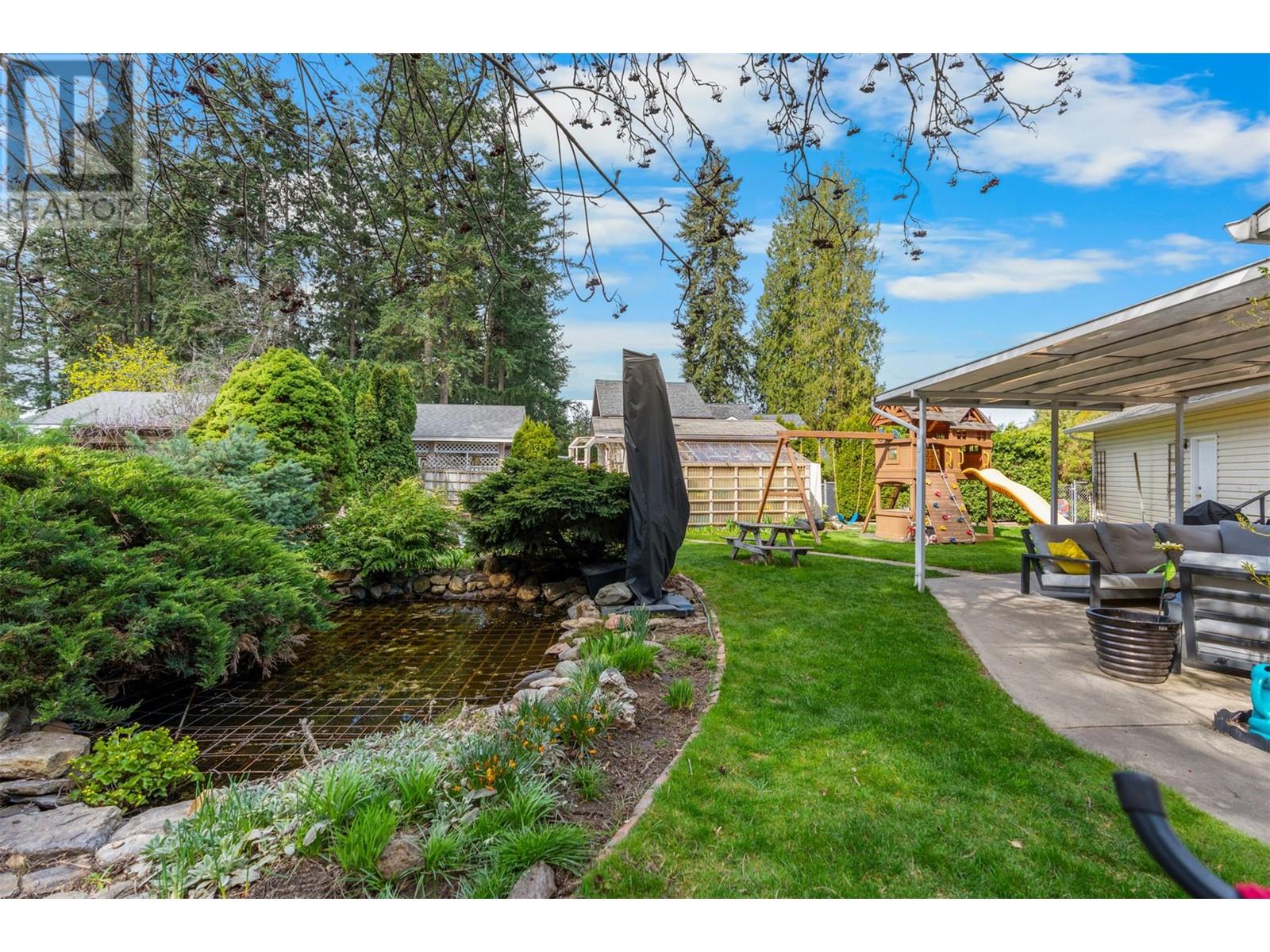  3445 Sidney Crescent, Spallumcheen