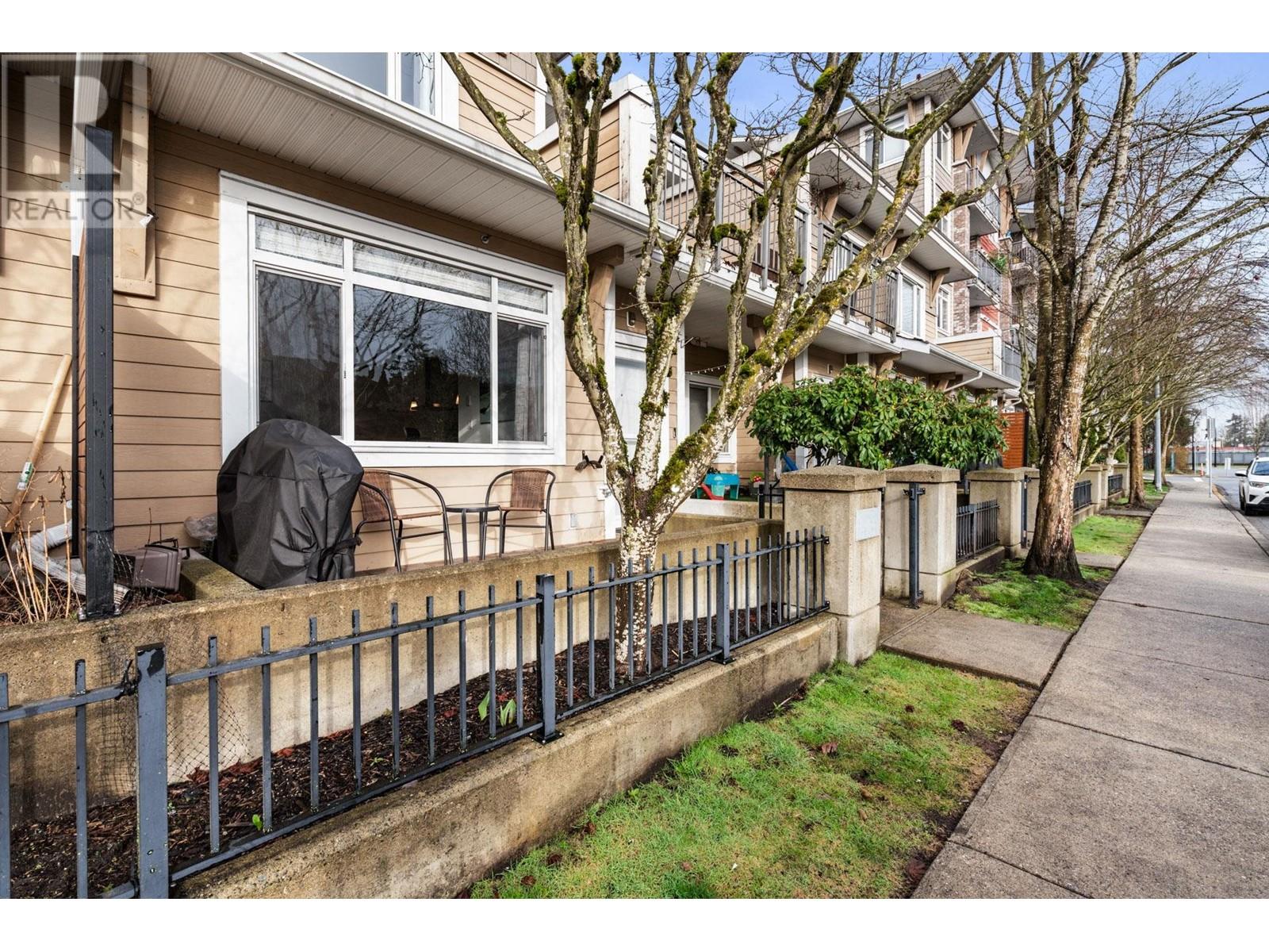 108 12350 HARRIS ROAD, Pitt Meadows