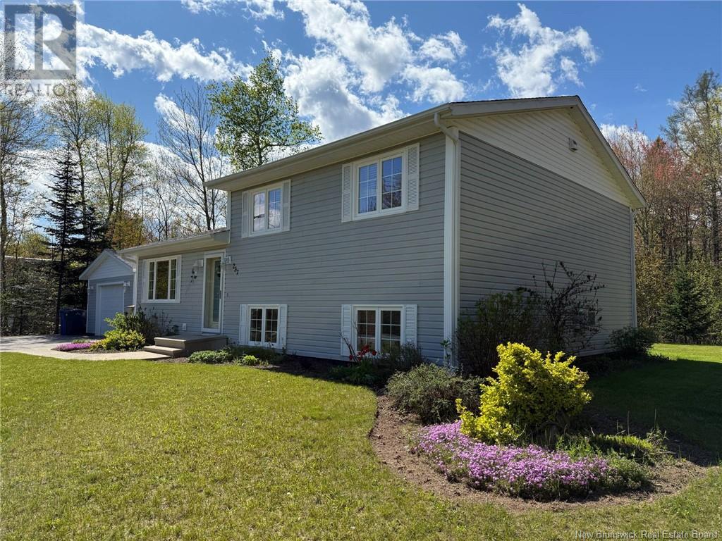 Photo 2 of 237 Jacqueline Drive, Miramichi NB