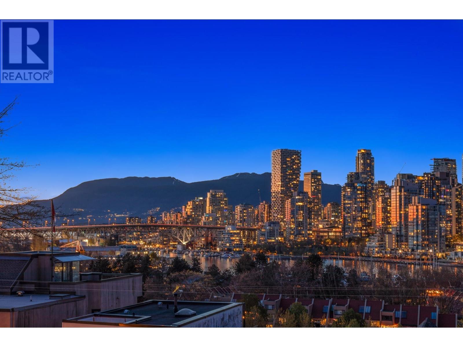 Photo 7 of 10 1038 W 7th Avenue, Vancouver BC