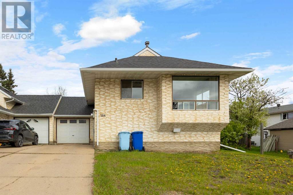 104 Spruce Street, Fort McMurray